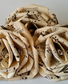 8 Handmade paper roses