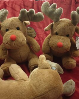 6 mumble reindeer plus one broken